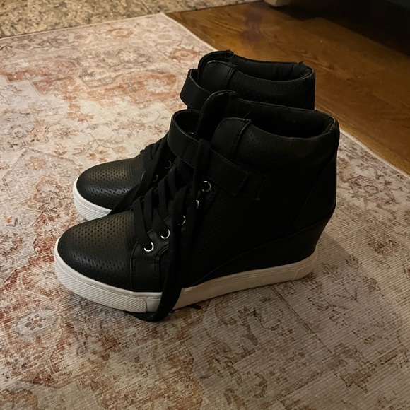 Athlefit Black Wedge high top sneakers, barely worn, size 5.5 - Picture 3 of 7